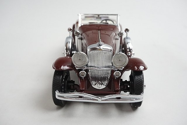 FRAKLIN MINT フランクリンミント 1/24 Duesenberg デューセンバーグ J 550 1935 ワインレッド ※外箱欠品 B11RR77(フランクリン・ミント)|売買されたオークション情報、Yahoo!オークション(旧ヤフオク!) の商品情報をアーカイブ公開 - オークファン(aucfan.com)