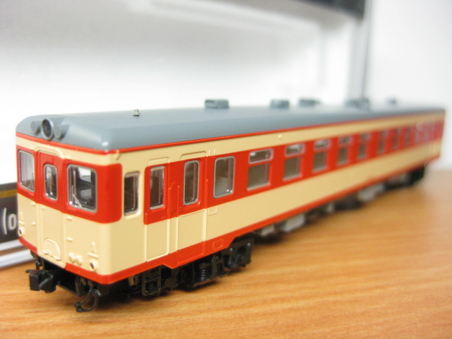 Tomix キハ キハ26 バス窓 TOMIX キハ26形ディーゼルカー 首都圏色・バス