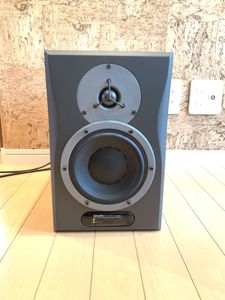 DYNAUDIO AIR6のYahoo!オークション(旧ヤフオク!)の相場・価格を見る