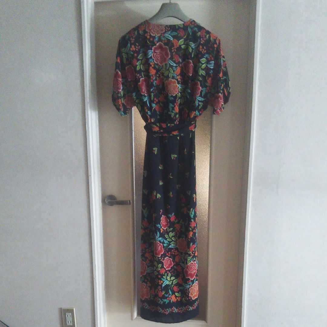 長谷川京子さん着用 Zara ザラ フェミニンな花柄カシュクールワンピース ワンピース 売買されたオークション情報 Yahooの商品情報をアーカイブ公開 オークファン Aucfan Com