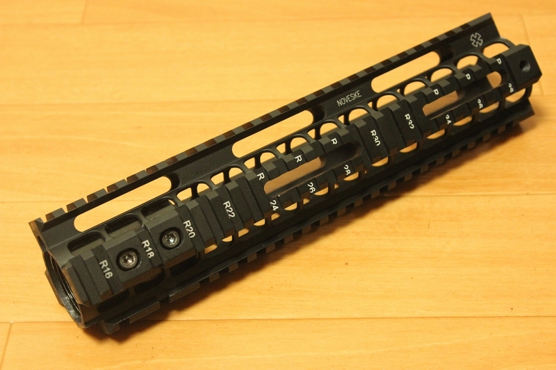 【驚きの破格値，得価】 NOVESKE タイプ SWS 刻印入 10インチ FFフリーフロート Quad レイルハンドガード 検 NRH NSR 米軍 PJ CCT SEAL 次世代 マルイ VFC G＆P(パーツ)｜売買されたオークション情報、yahooの商品情報をアーカイブ パーツ