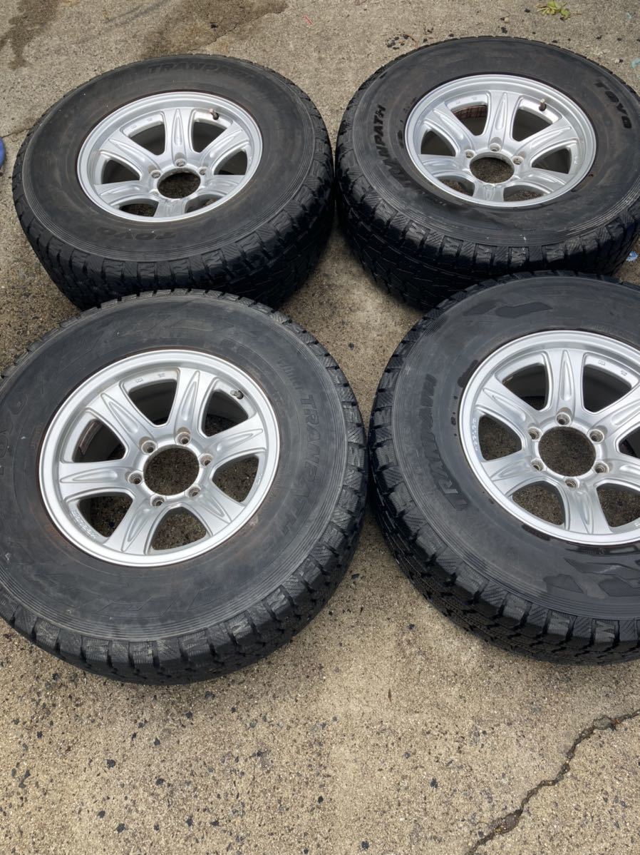 スタッドレス ホイール付タイヤ4本セット 265/70R16 TOYO