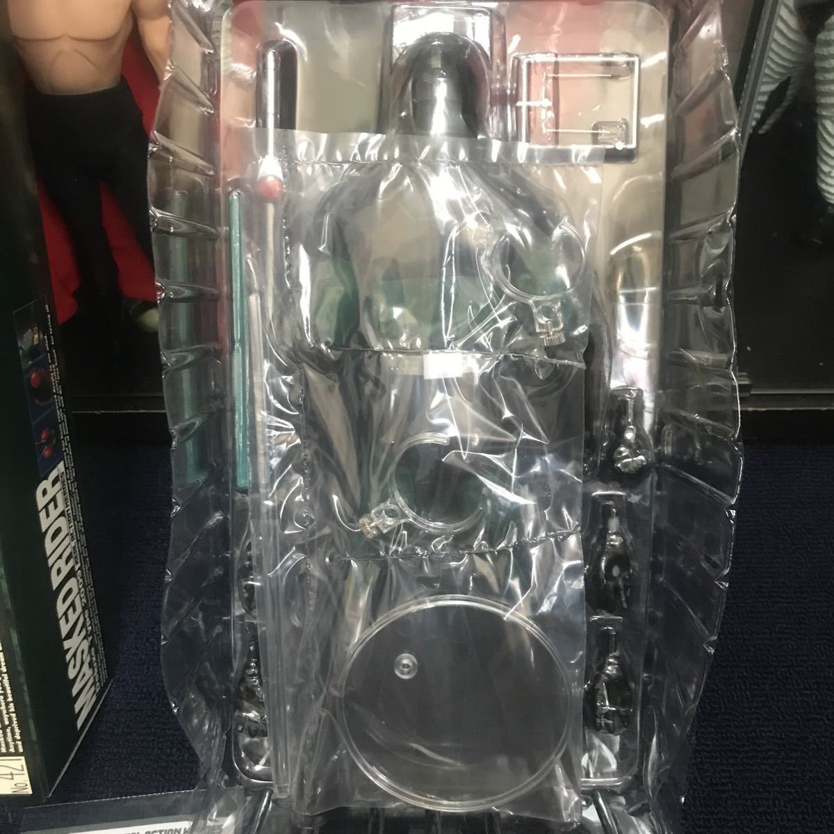ihooo メディコムトイ リアルアクションヒーローズ 仮面ライダーBLACK