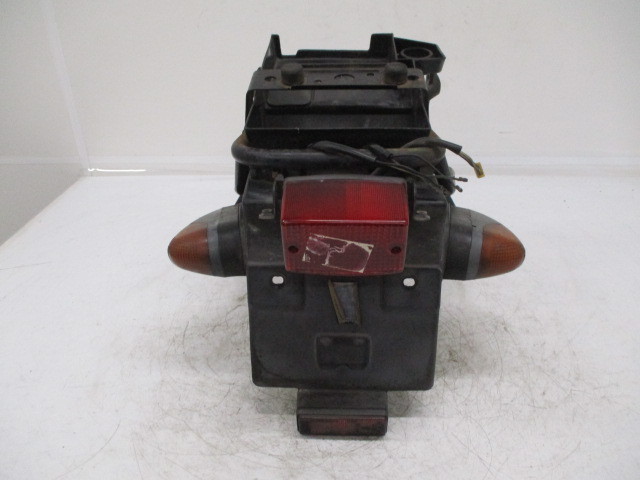 030608 RGV250Γ ガンマ リアフェンダー サブフレーム ウインカー テールランプ付き VJ21A E BHN