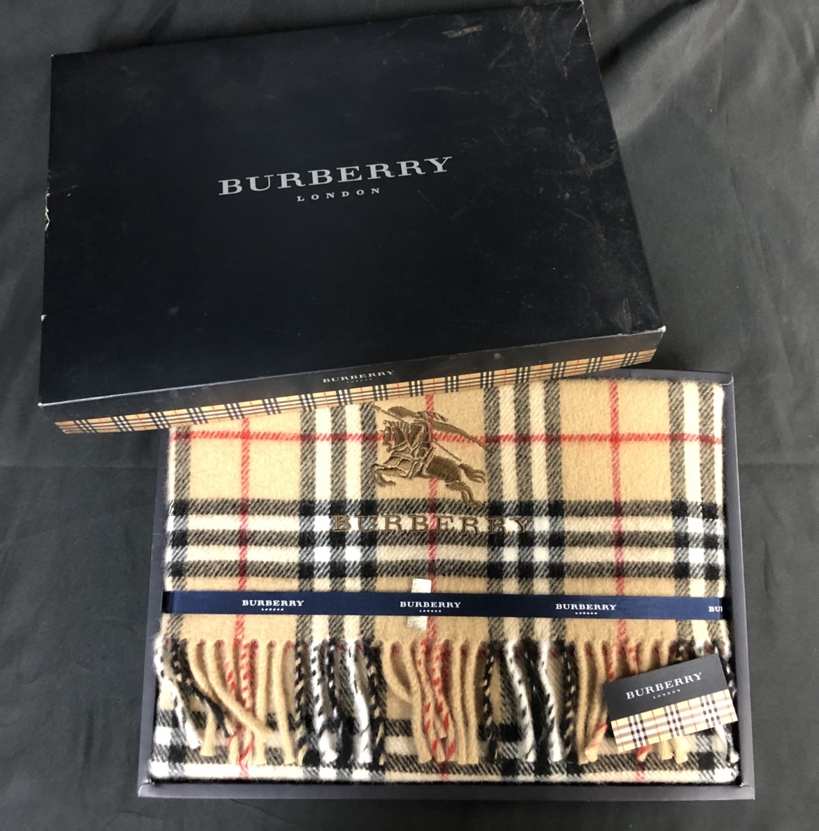 KY29 BURBERRY☆バーバリー☆ブランケット☆ひざ掛け☆冬物☆1円スタート バーバリー ブランケット BURBERRY ベージュ膝掛け ウール（ブランドバーバリー）の通販 羽毛膝掛け