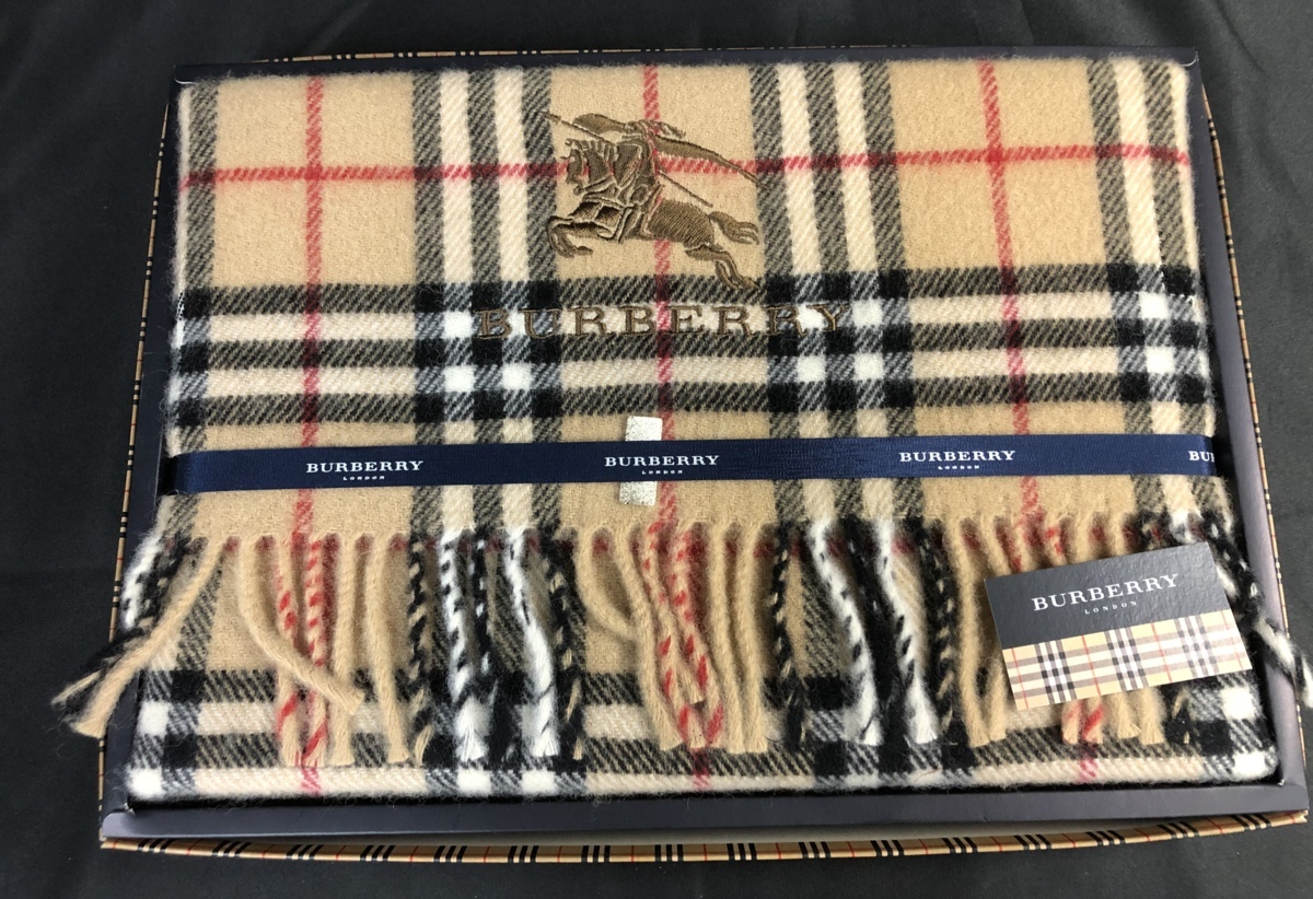 KY29 BURBERRY☆バーバリー☆ブランケット☆ひざ掛け☆冬物☆1円スタート バーバリー ブランケット BURBERRY ベージュ膝掛け ウール（ブランドバーバリー）の通販 羽毛膝掛け