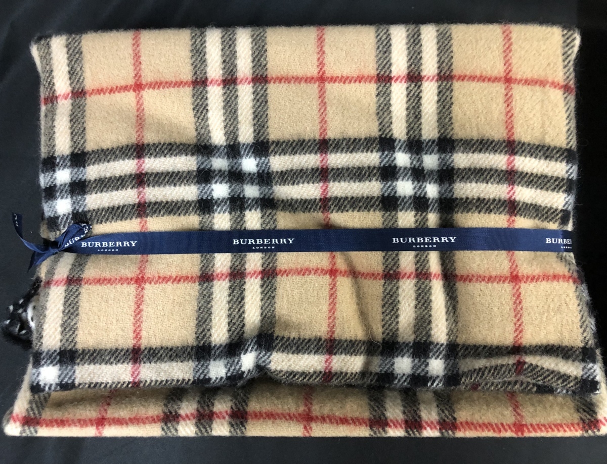 KY29 BURBERRY☆バーバリー☆ブランケット☆ひざ掛け☆冬物☆1円スタート バーバリー ブランケット BURBERRY ベージュ膝掛け ウール（ブランドバーバリー）の通販 羽毛膝掛け