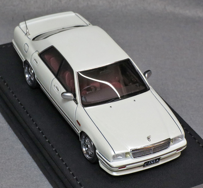 1/43 京商 日産 FY31 Y31 グロリア シーマ ホワイトパール 1/43 京商