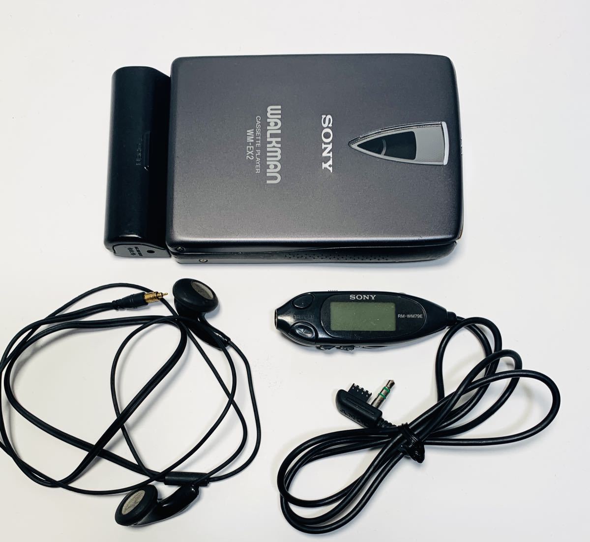 現状品 SONY WALKMAN WM-EX2 カセットプレーヤー ソニー SONY WALKMAN WM-EX2 ジャンク / 通電OK 、空回り カセットプレイヤー