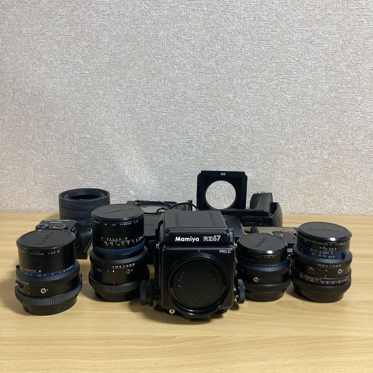 マミヤ RB67 PROFESSIONAL Mamiya ボディ 中判カメラ - | PRO RZ67