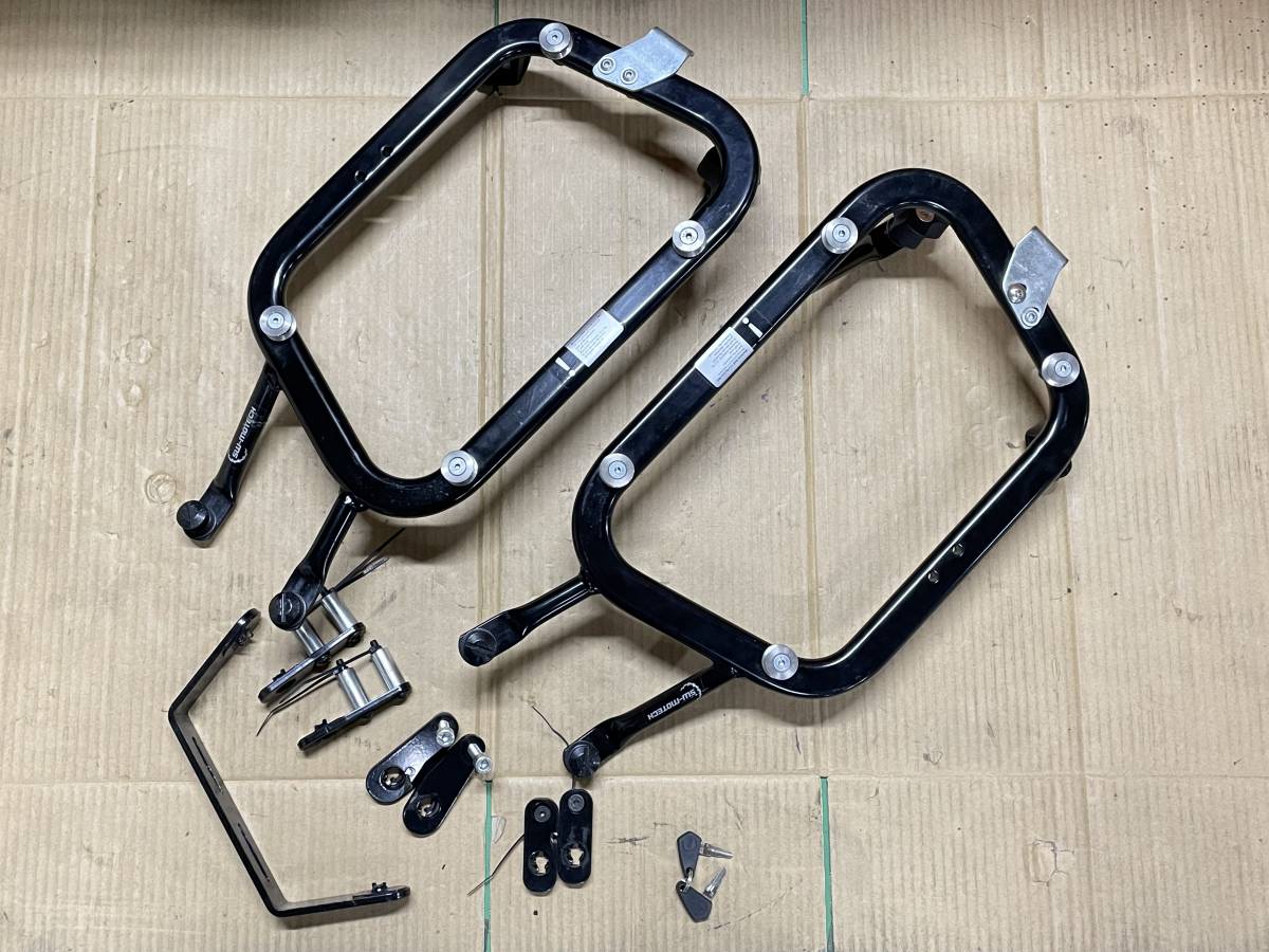 品質保証，新作登場 R1200R R12JA EVO サイドキャリア sw-motech BMW D 検索 エスダブリュモーテックパニアケースステーR1200RSR1250RR1250RSGIVIヘプコ(パニアケース)｜売買されたオークション情報、yahooの商品情報をアーカイ パニアケース