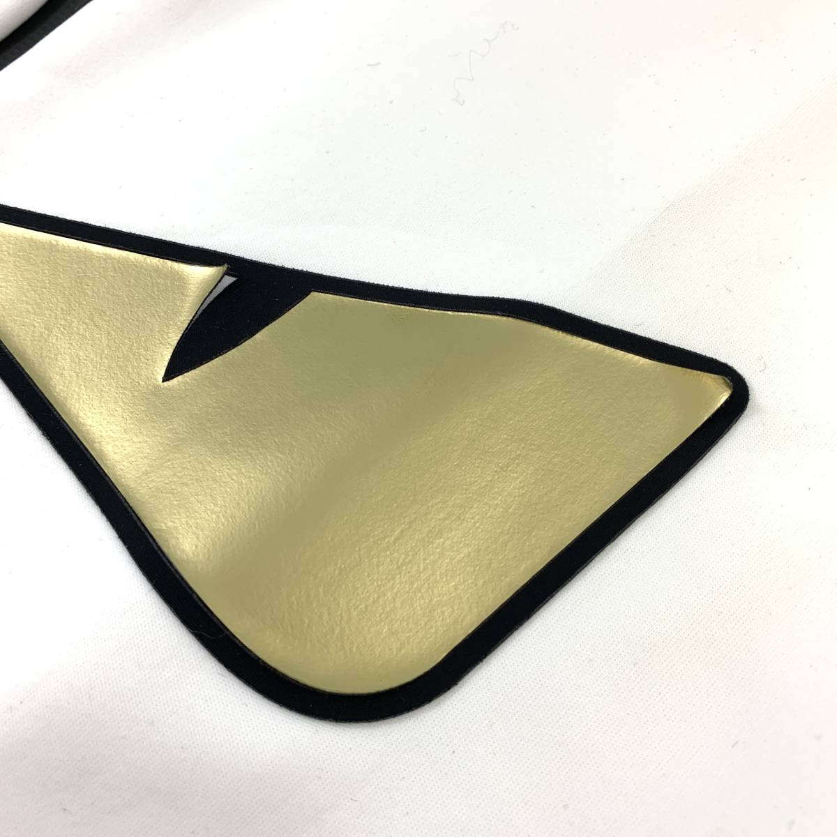 【美品】FENDI フェンディ モンスター アイ ポンディング ジップ パーカー size S ホログラム付 真贋済 正規品 フェンディ」100周年記念コレクション シグネチャー\u201cモンスター アイ アイズ」が再び！愛らしい\u201c目\u201dモチーフをあしらっ FENDI（フェンディ）」がカプセルコレクション「FENDI Eyes