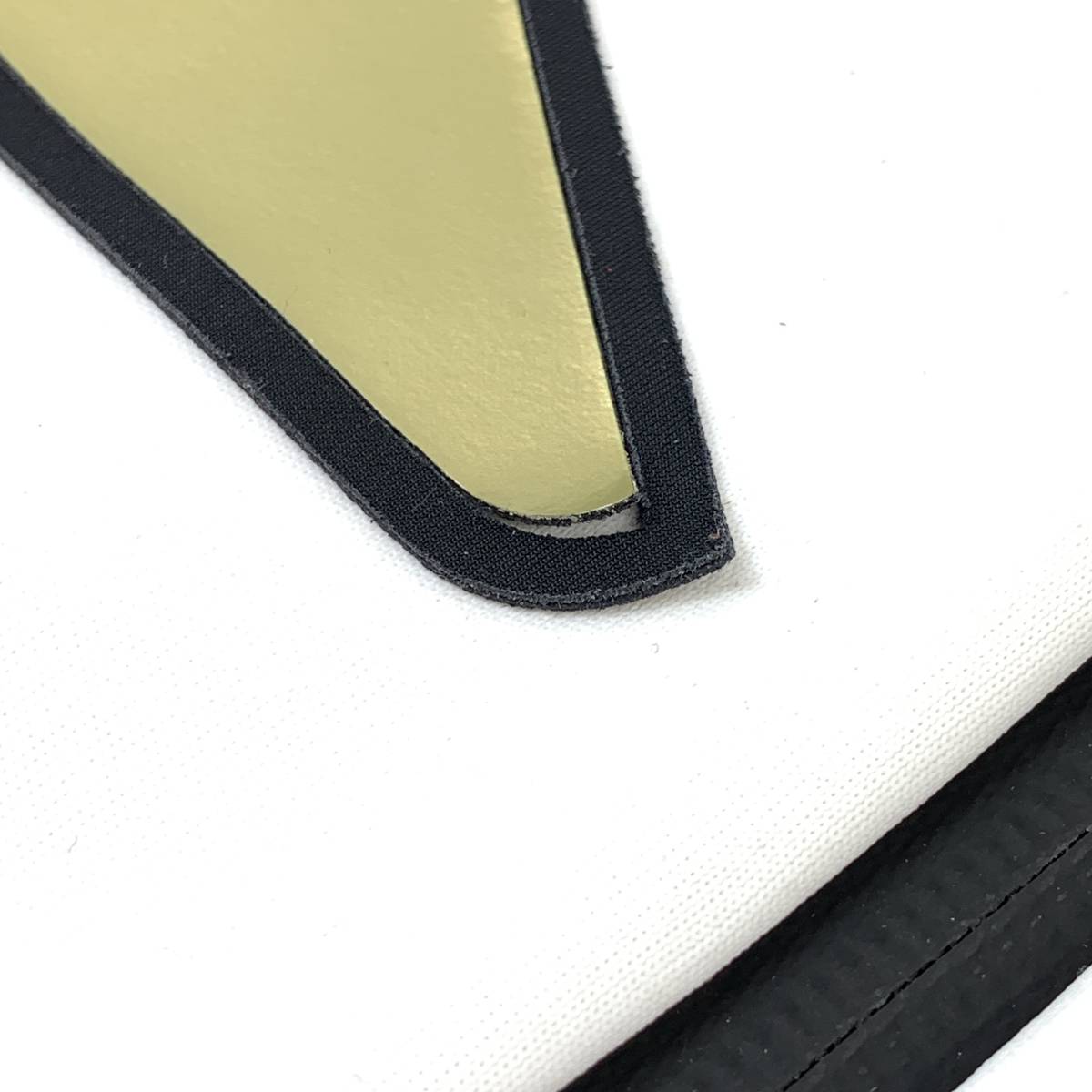 【美品】FENDI フェンディ モンスター アイ ポンディング ジップ パーカー size S ホログラム付 真贋済 正規品 フェンディ」100周年記念コレクション シグネチャー\u201cモンスター アイ アイズ」が再び！愛らしい\u201c目\u201dモチーフをあしらっ FENDI（フェンディ）」がカプセルコレクション「FENDI Eyes