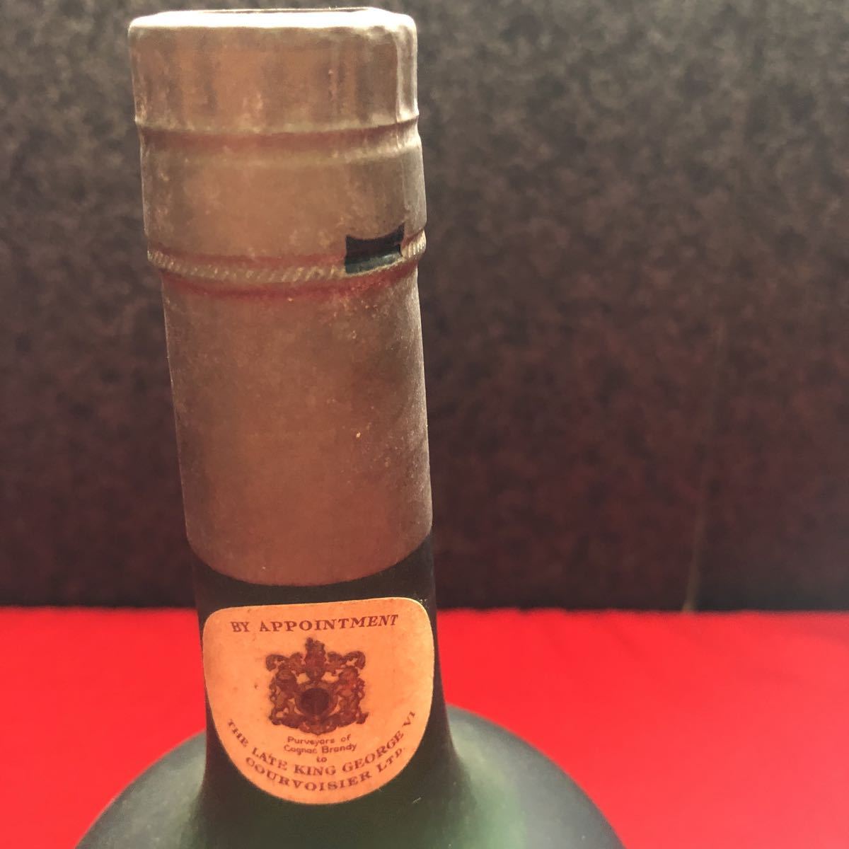 クルボアジェ COURVOISIER ナポレオン 未開栓 古酒 コニャック 700ml