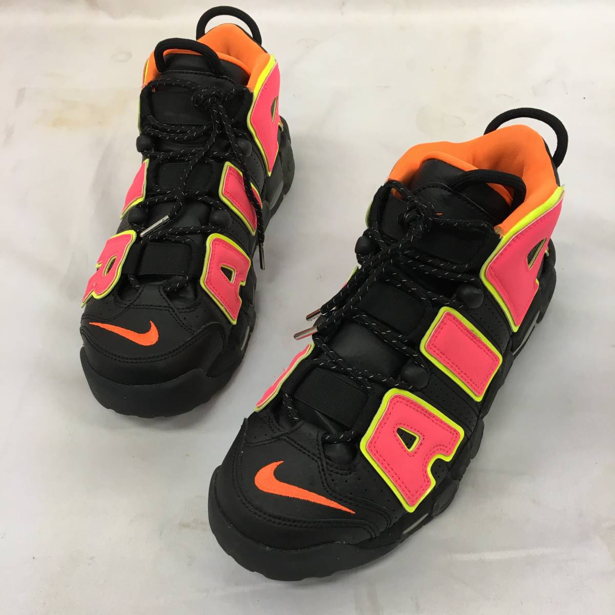 1065338】NIKE WMNS AIR MORE UPTEMPOウィメンズエアモアアップテンポ 