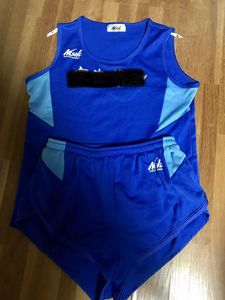 陸上 女子 ユニフォームのヤフオク の相場 価格を見る ヤフオク の陸上 女子 ユニフォームのオークション売買情報は123件が掲載されています