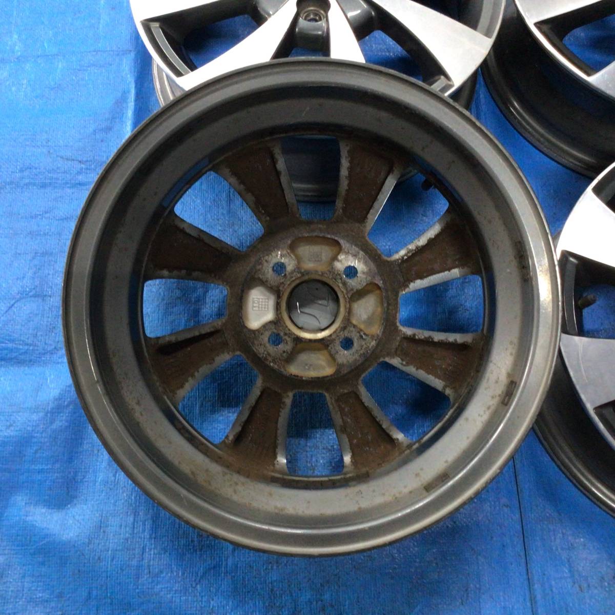 15インチ +45 スズキ 4.5J 4H 15×4.5J 165⁄55R15 0