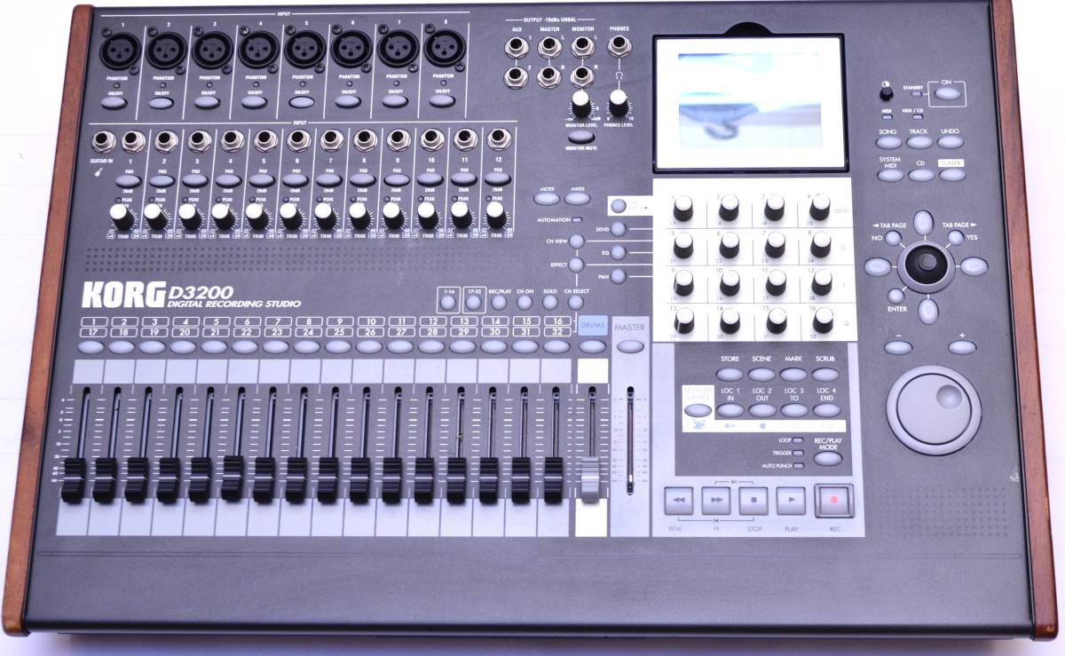 新作登場，品質保証 Behringer GEQ 3102 ベリンガー グラフィック
