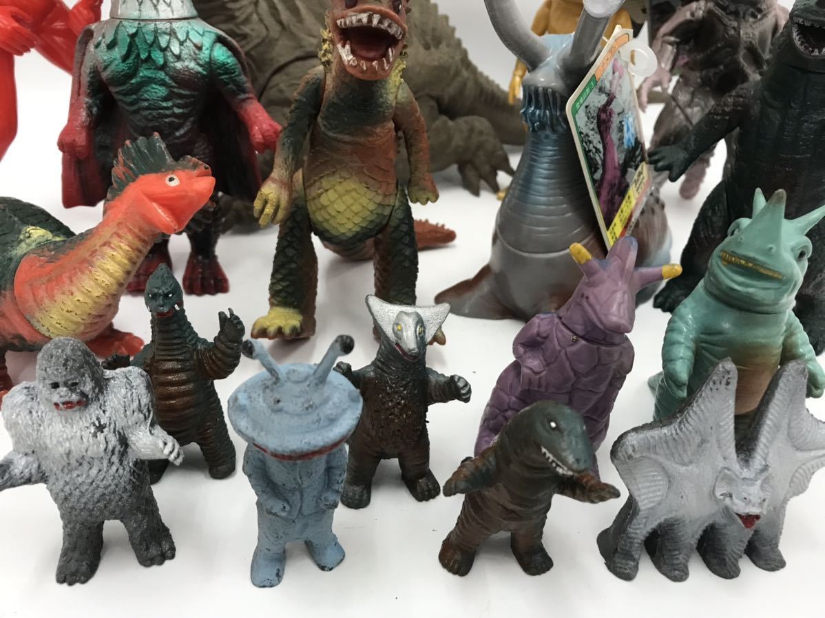 915c7)ウルトラマン 怪獣 宇宙人 ウルトラ怪獣シリーズ ソフビ ソフト