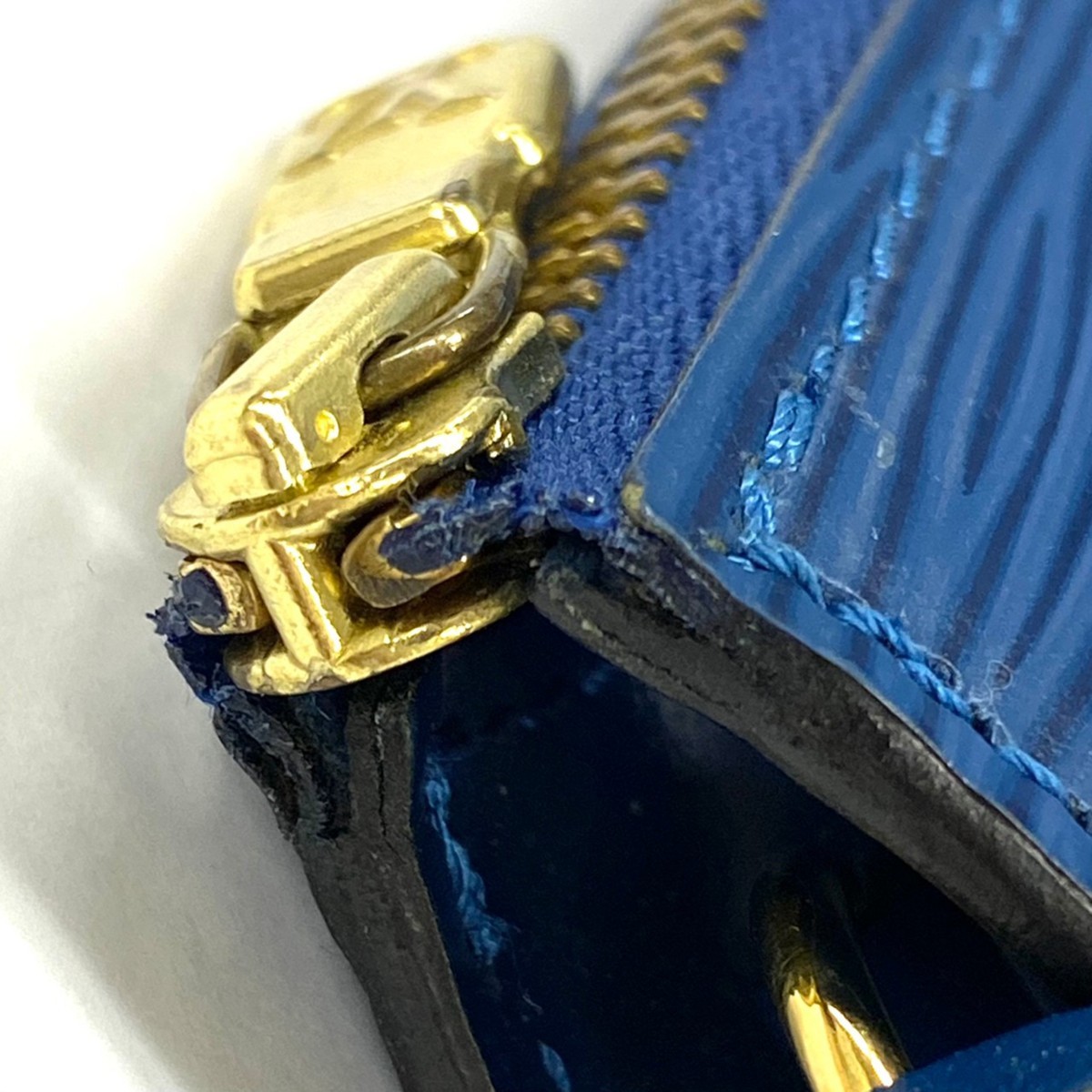 ルイヴィトン エピ アクセソワール ブルーLouis Vuitton 保管袋付