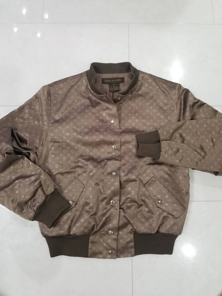 VUITTON LOUIS ブルゾン ルイヴィトン モノグラム柄 Vuitton