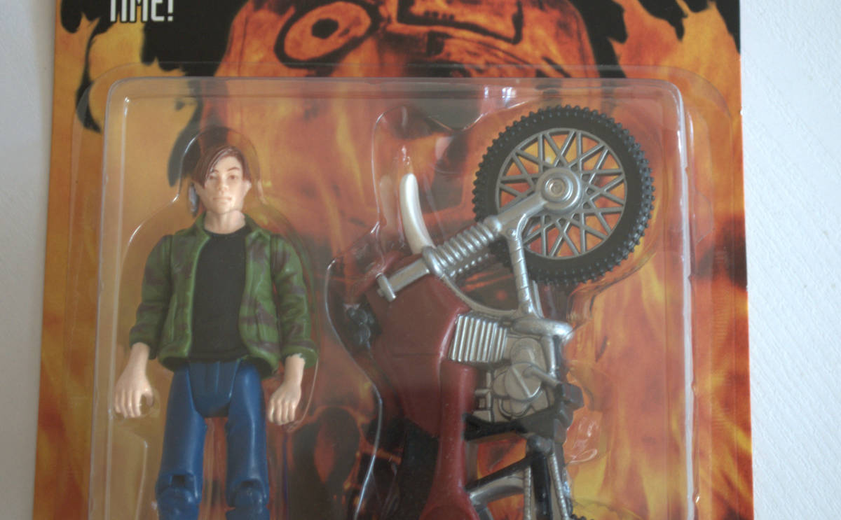 Kenner ケナー やまと T2 ターミネーター2 ジョン コナー バイク フィギュア ブリスター ターミネーター 売買されたオークション情報 Yahooの商品情報をアーカイブ公開 オークファン Aucfan Com