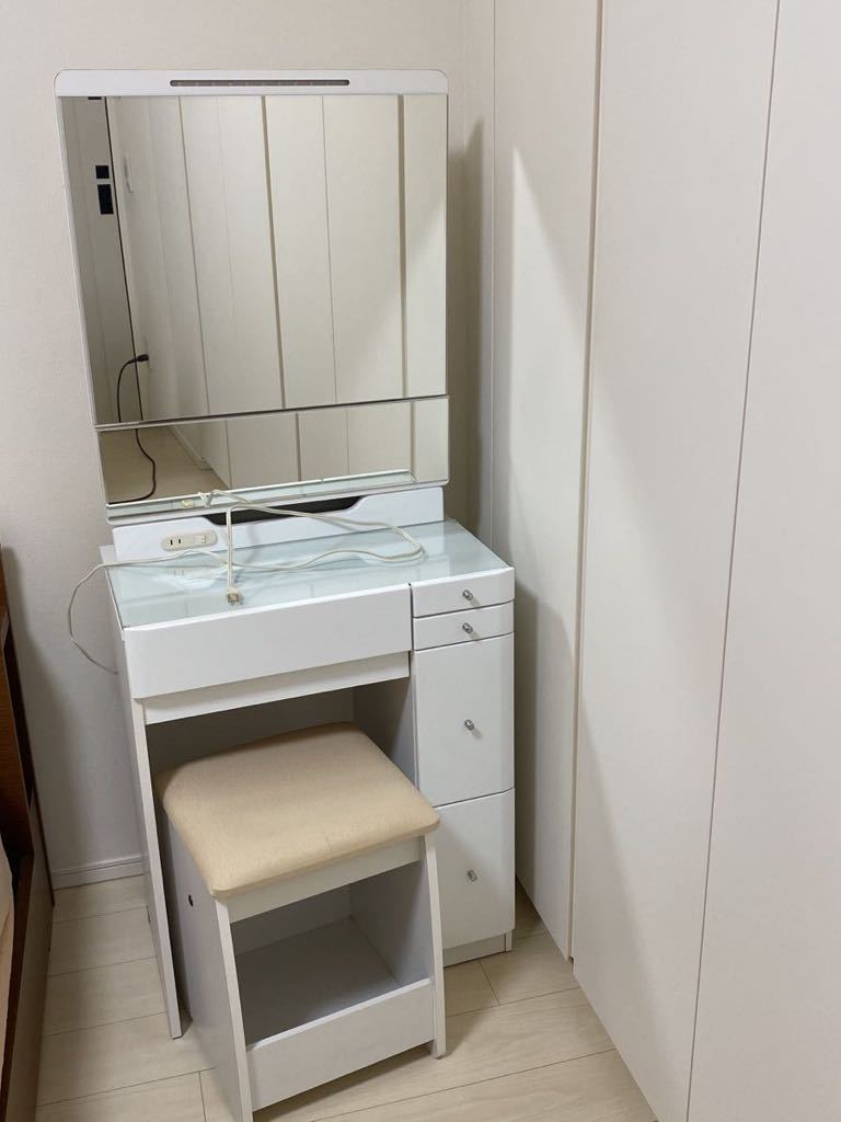 ローラアシュレイ LAURA ASHLEY ドレッサー スツール付 PROVANCALE