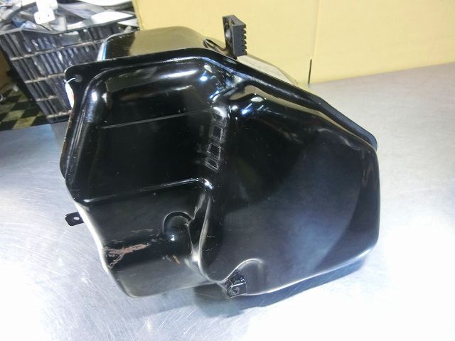 FZR400R ガソリンタンク☆2TK、1WG、F3レーサーレプリカ_1