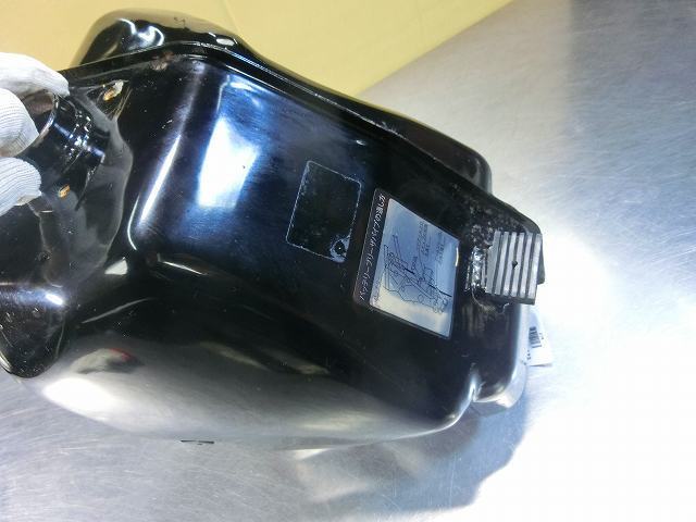 FZR400R ガソリンタンク☆2TK、1WG、F3レーサーレプリカ_3
