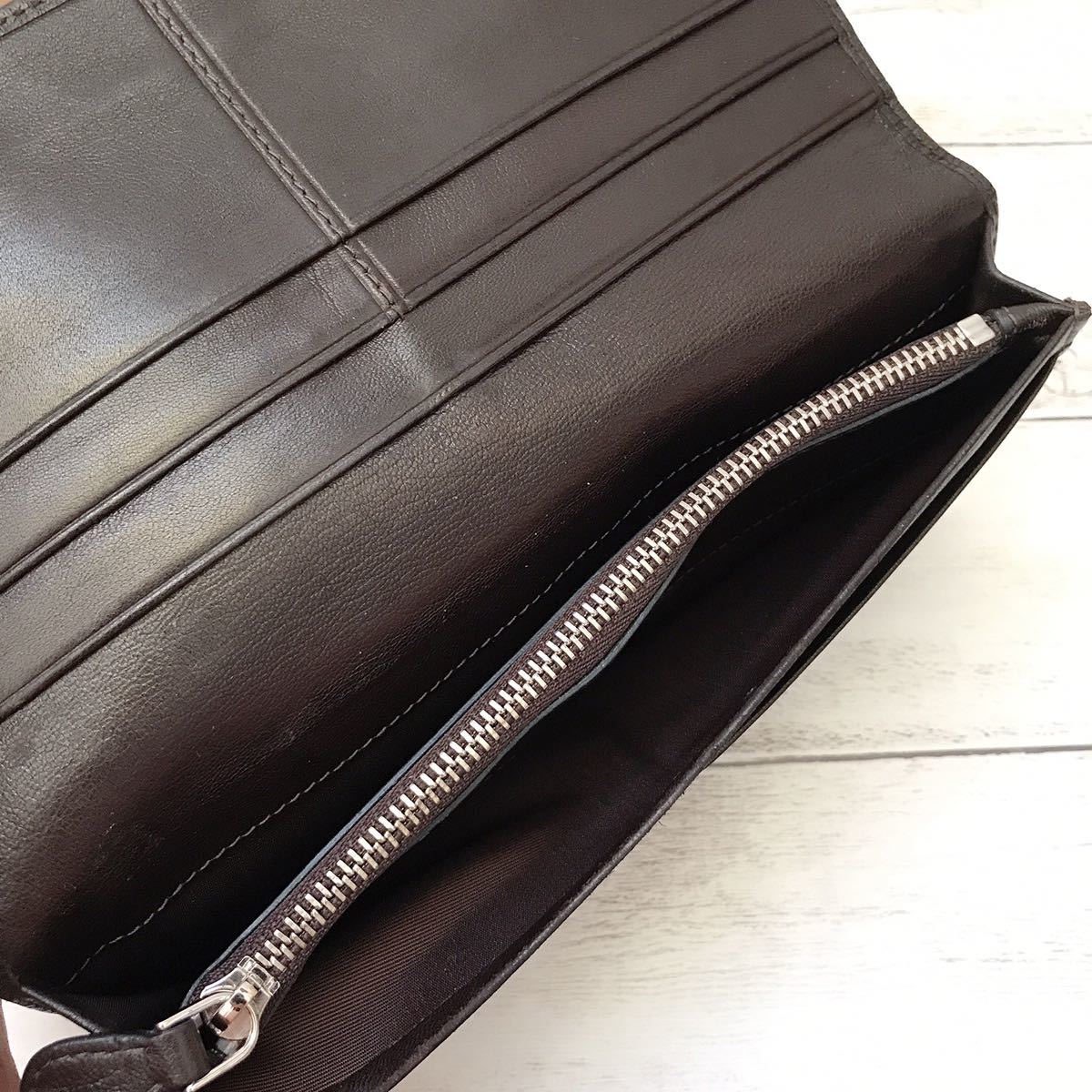 美品】LOEWE ロエベ メンズ レディース 長財布 革財布 お札入れ 