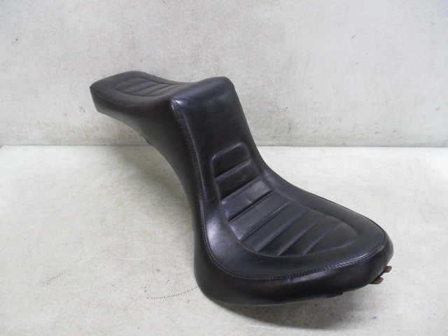 Ｅ即決&送料無料!ドラッグスター４００用？クラシック用？シート１００７ アメリカンドリームス? キング＆クィーン.ハーレーパターン