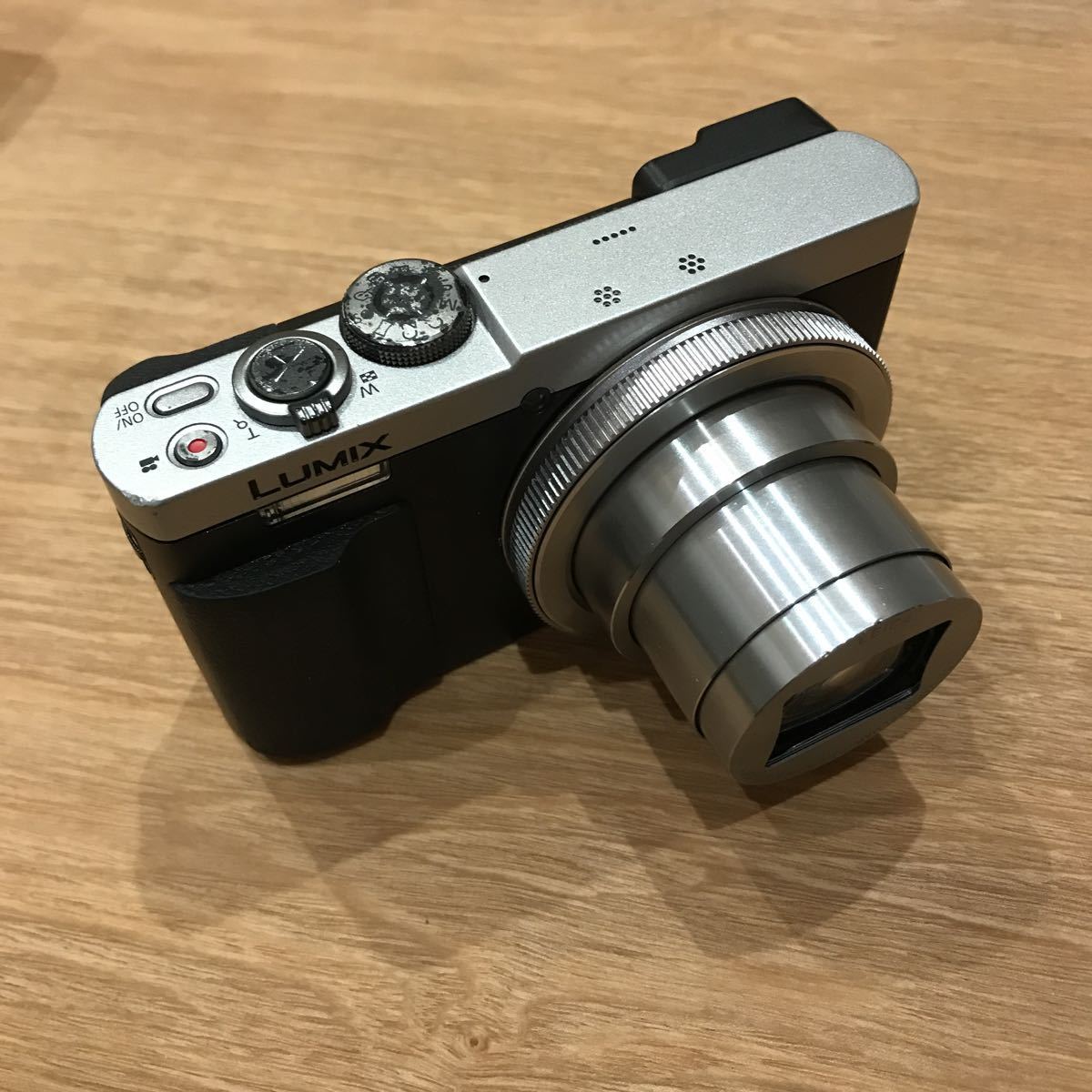 概ね美品 Panasonic LUMIX DMC-TZ70 デジタルカメラ デジカメ c114i414tn