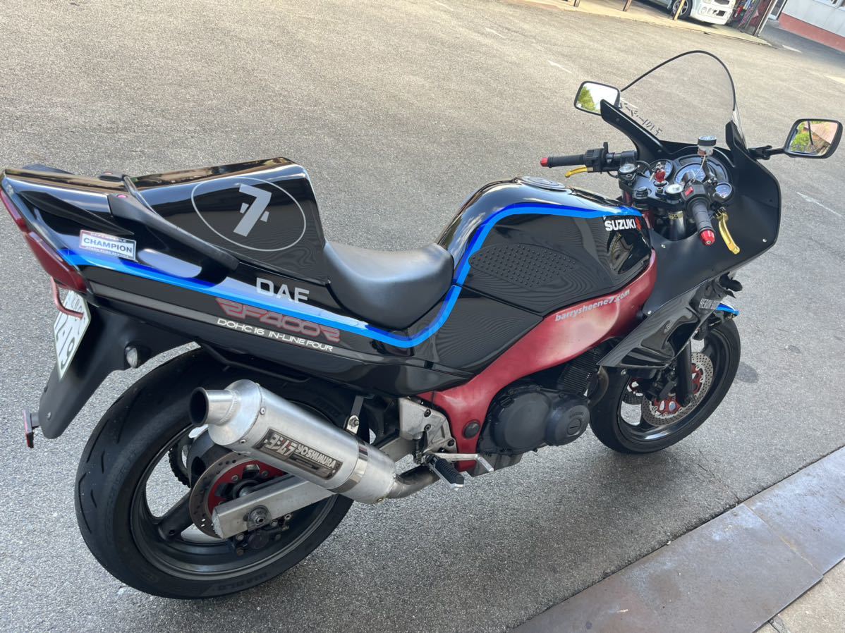 RF400R アッパーカウルステー スズキ 純正 中古 バイク 部品 GK78A