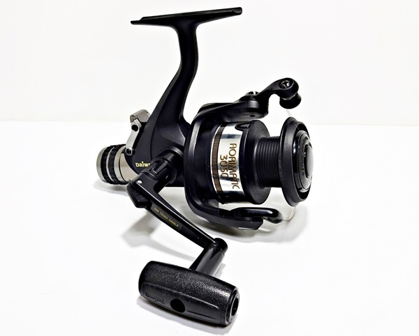 ダイワ DAIWA GS-3000H LONGBEAM 投げ釣り スピニングリール