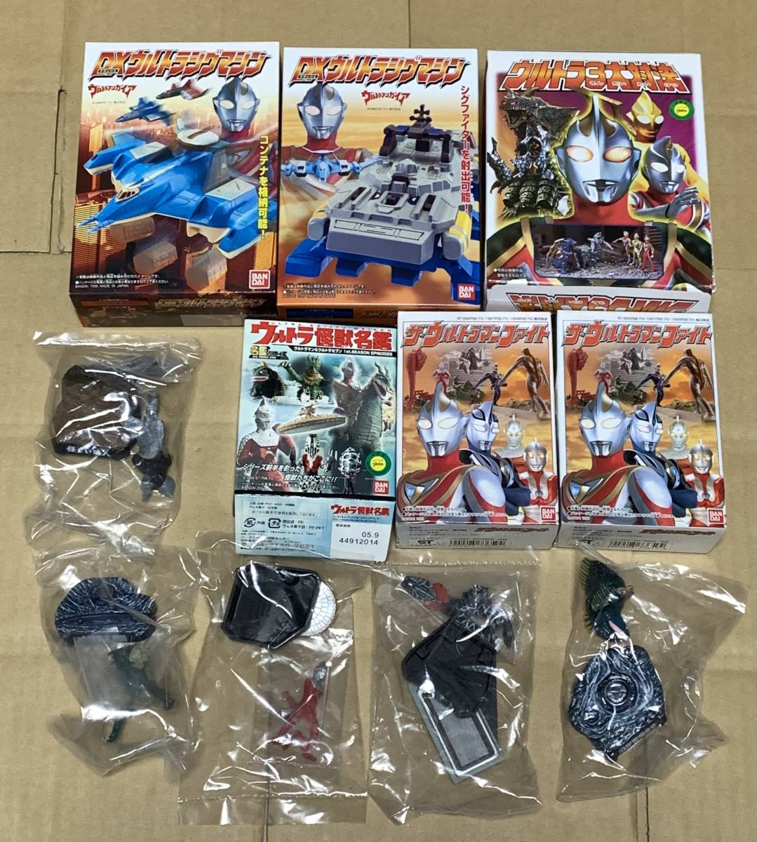 □ 食玩 ウルトラマン 10個セット : CONVERGE MOTION 食玩アクション