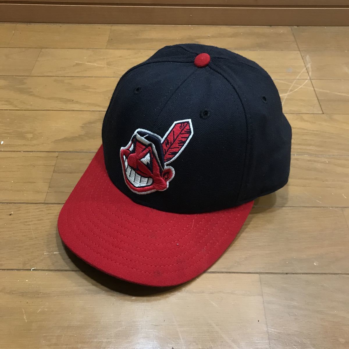 NEW ERA 9FIFTY インディアンス ワフー酋長 トラッカーR 海外限定 NEW