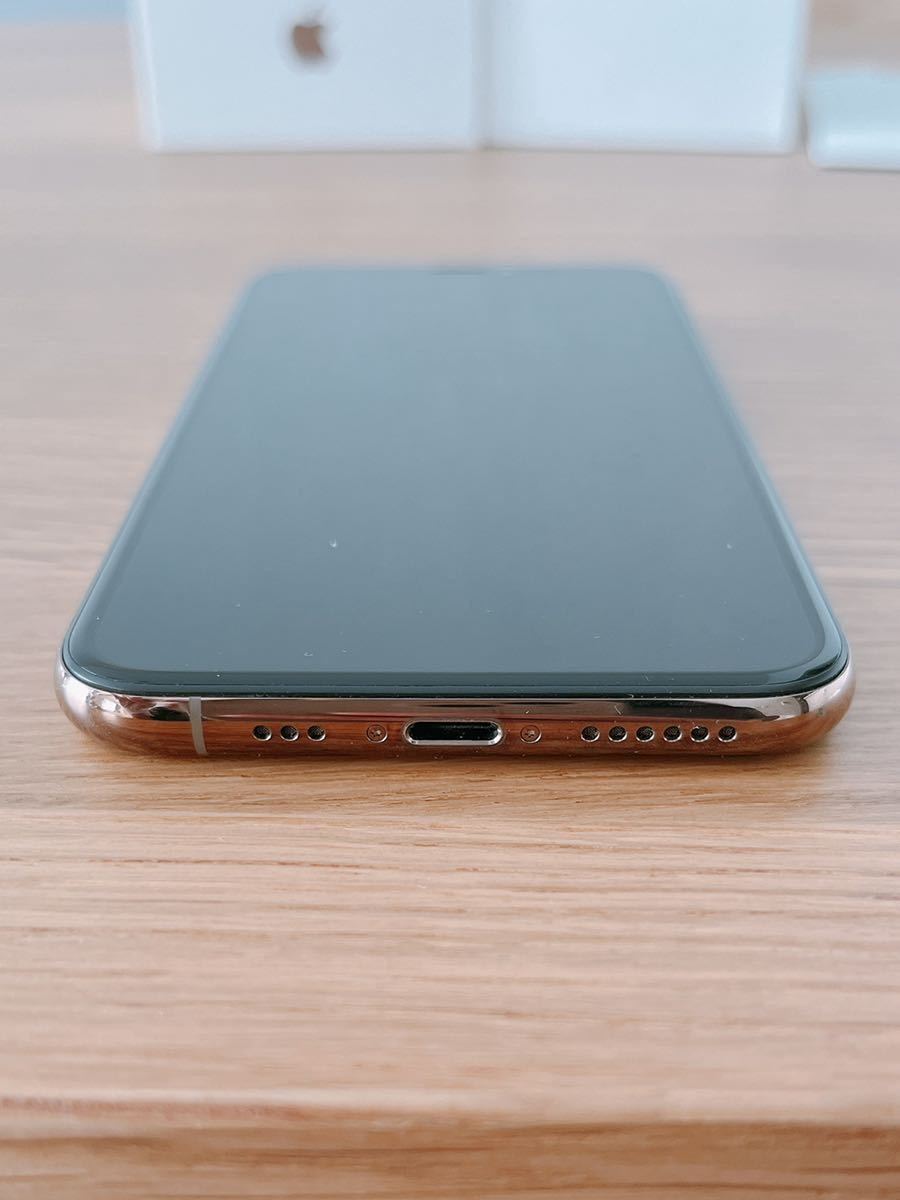 【美品】【送料無料】Apple iPhone XS ゴールド　SIMロック解除済　備品あり_6