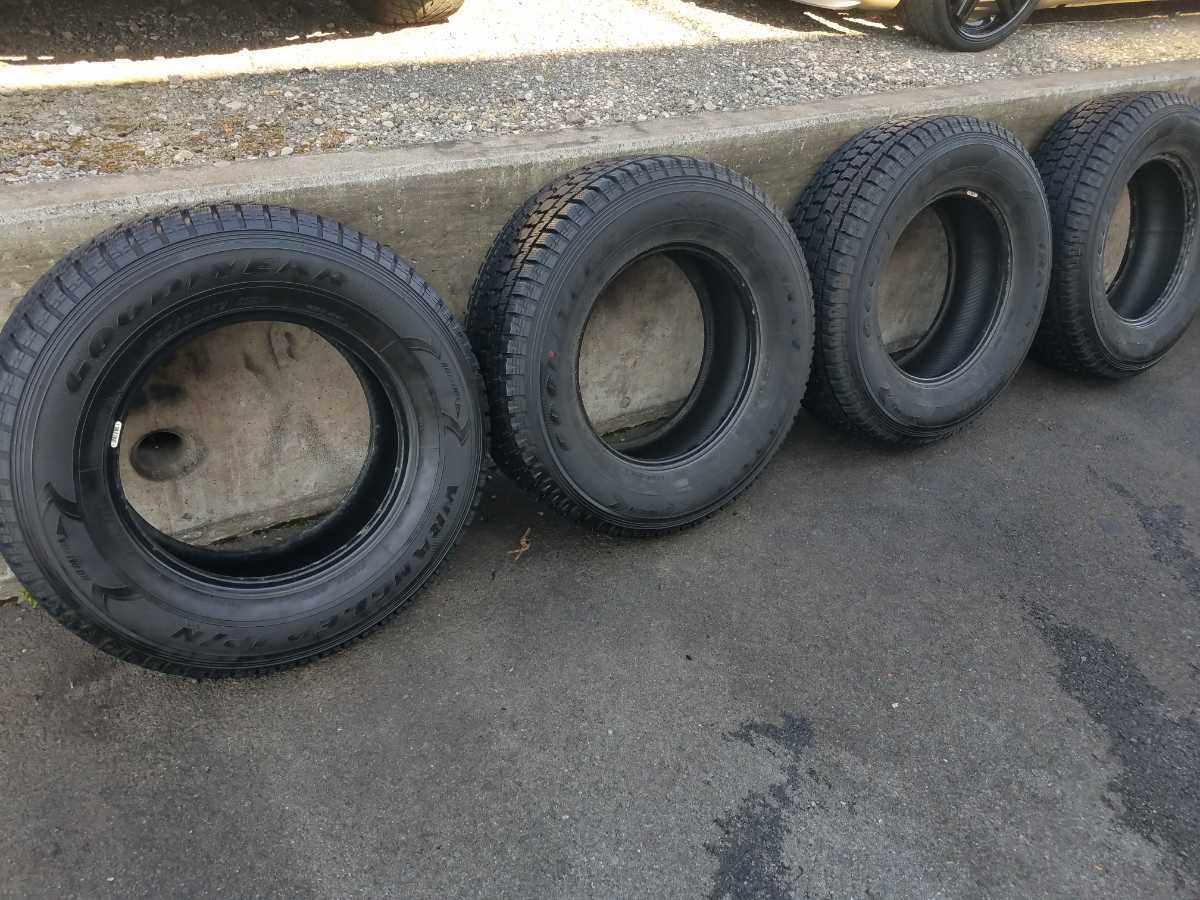 新品，お得 バリ山 スタッドレスタイヤ4本セット GOOD YEAR WRANGLER 