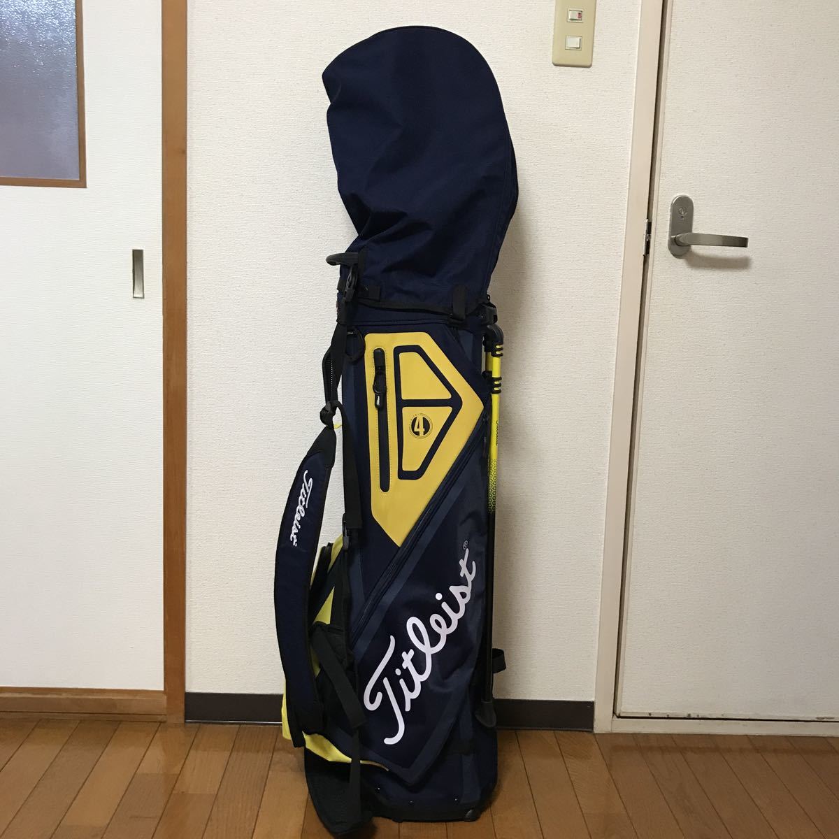 Titleist 折りたたみキャディバッグ ブラック　中古品 titleist キャディバッグ 中古/良品 用具 ゴルフ 【公式通販】