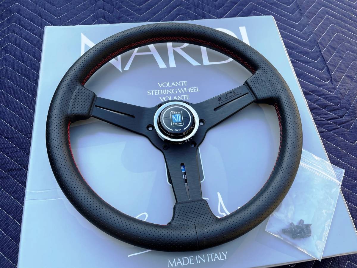 NARDI ナルディ ステアリング SPORTS タイプA パンチングレザー/レッドステッチ ブラックスポーク 33φ N005