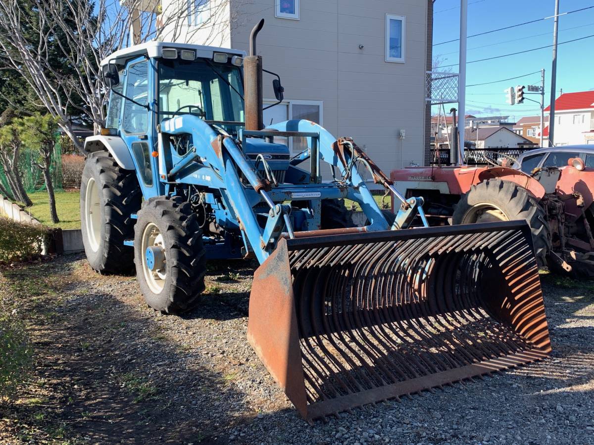 帯広発☆FORD！トラクター！型番　APL-335！4WD！エンジン始動OK！_1