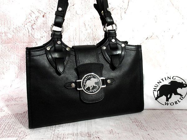 【超美品】◆ハンティングワールド◆ハンドバッグ 肩掛け可 ロゴプレート 本革 高級レザー シルバー金具 黒 保存袋付き