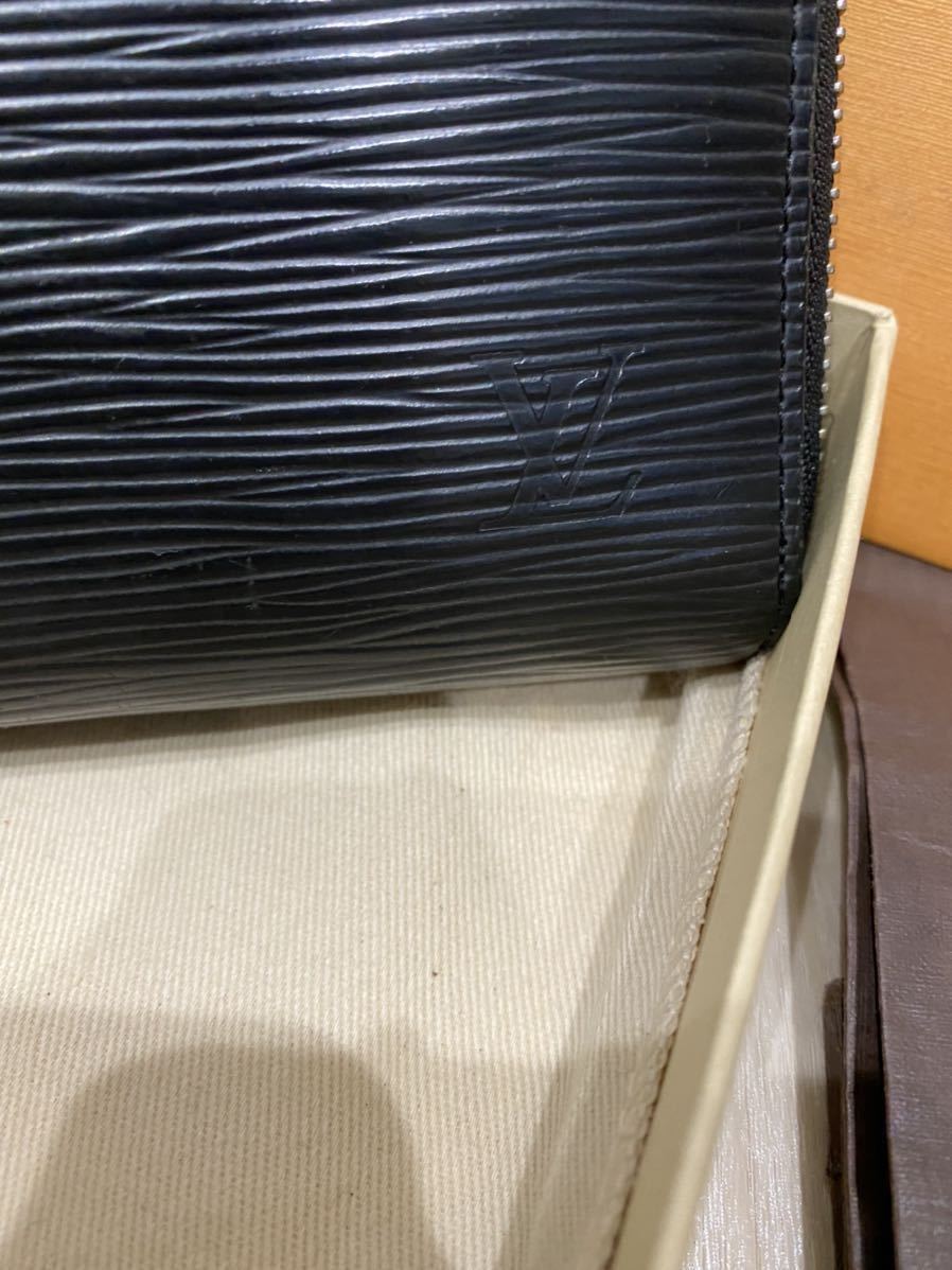 ルイヴィトン M63852 長財布 ノワール  LOUIS VUITTON ジッピーオーガナイザー エピ ルイヴィトン/長財布/ジッピー・オーガナイザー/ノワール/型番：M63852