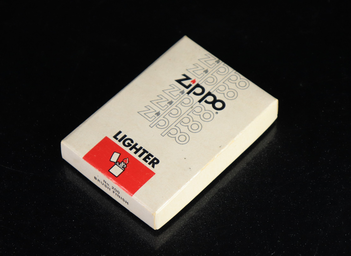 箱付き美品】 ZIPPO Tokyo Disneyland 1982 WALT DISNEY PRODUCTIONS 