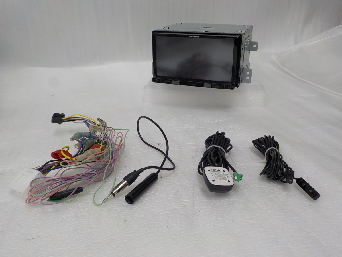 【 カロッツェリア - carrozzeria - 】　楽ナビ メモリーナビ　AVIC-RZ22　※ ワンセグ 視聴可・ DVD 再生は出来ません。