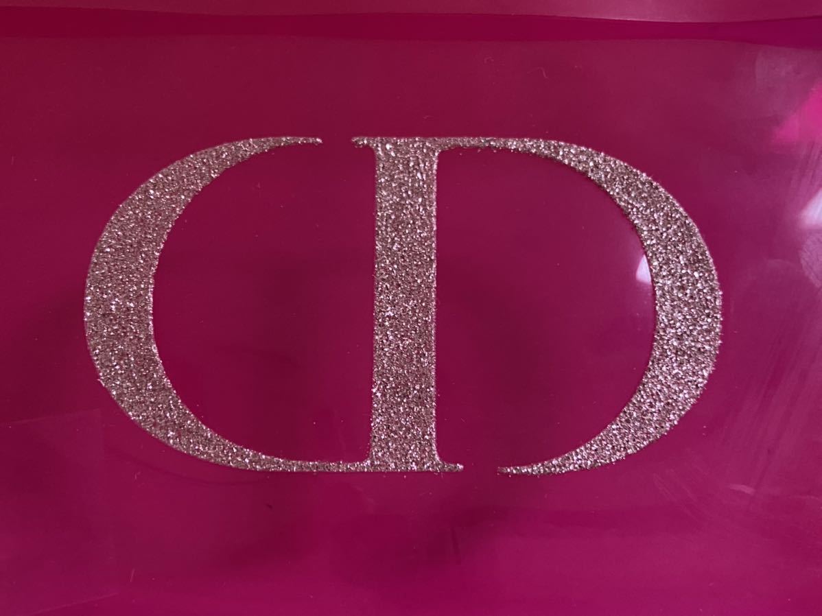 B1l037 クリスチャン ディオール Parfums Christian Dior ビニール ピンク色 シルバー色 ロゴ ラメ ボタン開閉 小物入れ ポーチ かばん バッグ 売買されたオークション情報 Yahooの商品情報をアーカイブ公開 オークファン Aucfan Com