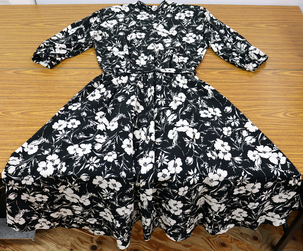 品 ワンピース Ingeborg インゲボルグ サイズ 不明 カラー ブラック 黒 ポリエステル100 キュプラ100 裏地 日本製 ピンクハウス Mサイズ 売買されたオークション情報 Yahooの商品情報をアーカイブ公開 オークファン Aucfan Com