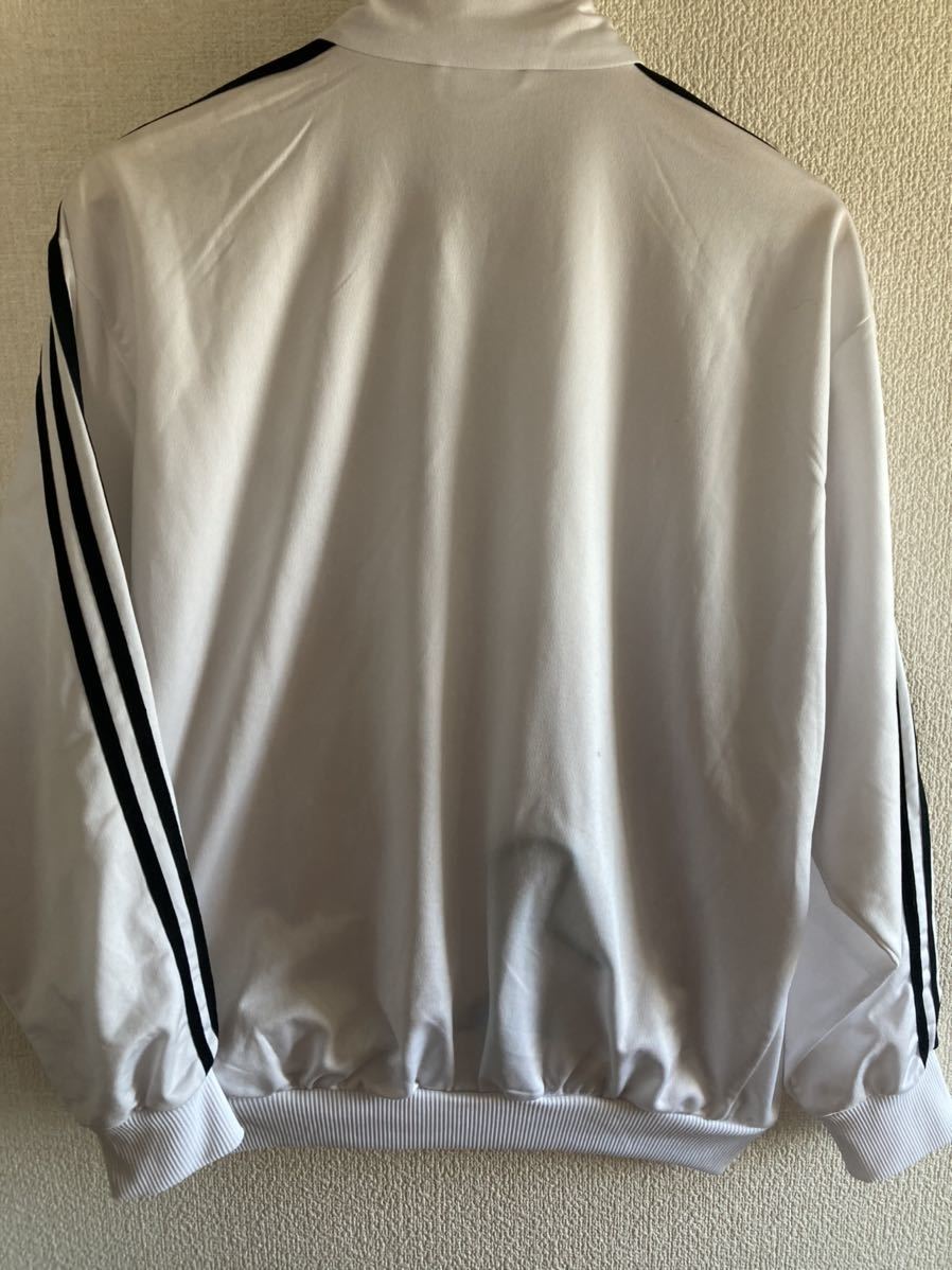 Adidas アディダスジャージ ビンテージ アディダスジャージ トラックジャケットサチモス 90s トレフォイル ホワイト Kj 白ジャージ アディダス 売買されたオークション情報 Yahooの商品情報をアーカイブ公開 オークファン Aucfan Com