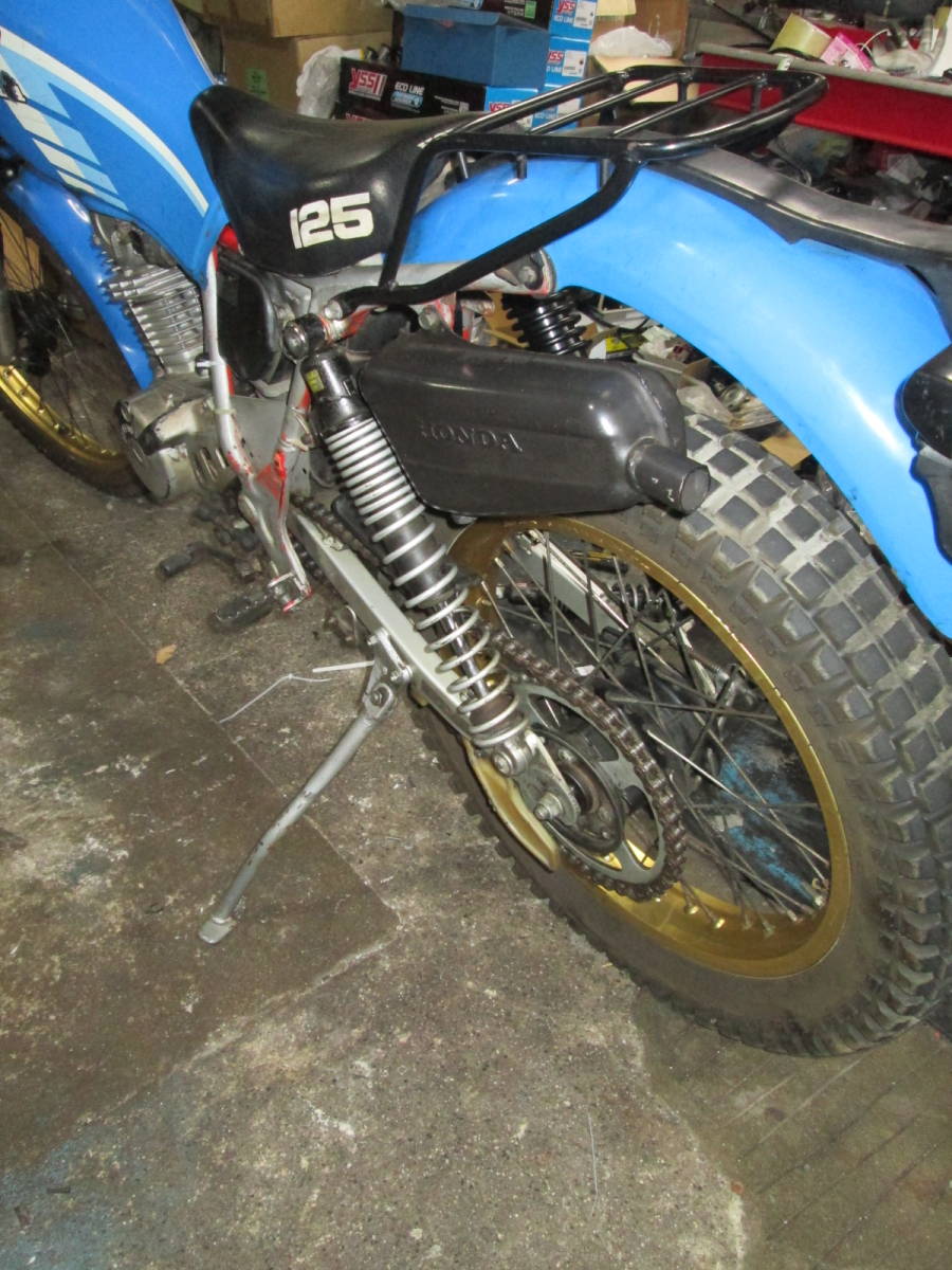 Tl125/TLR200用YSS・オイル＆ガスショックでもサイズは365mm若干 