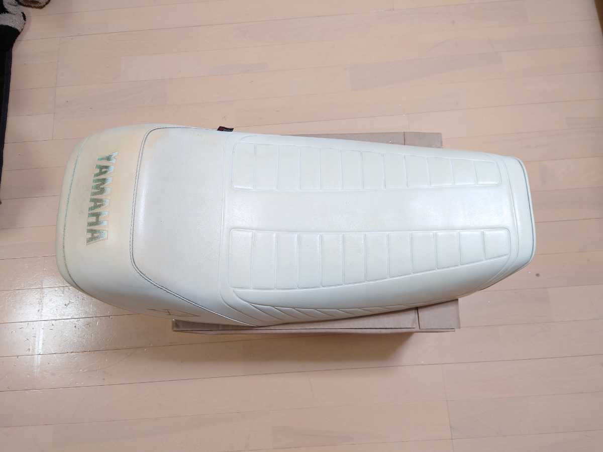 オートバイ XJ400 希少 当時物 ジュリアーリ製シート カフェレーサー